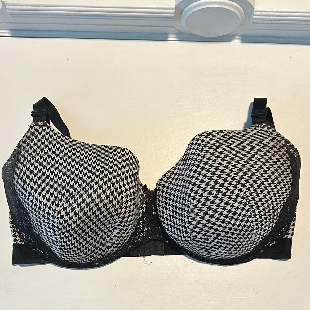 Cacique Black and White Houndstooth Bra